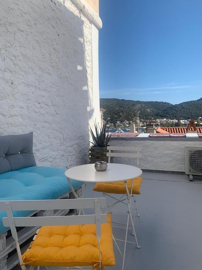 Gigi Rooms Poros Town المظهر الخارجي الصورة