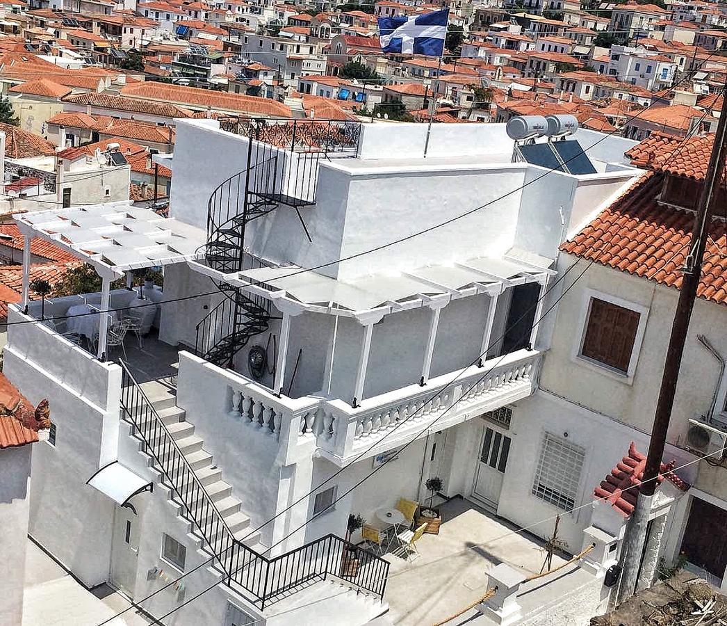 Gigi Rooms Poros Town المظهر الخارجي الصورة
