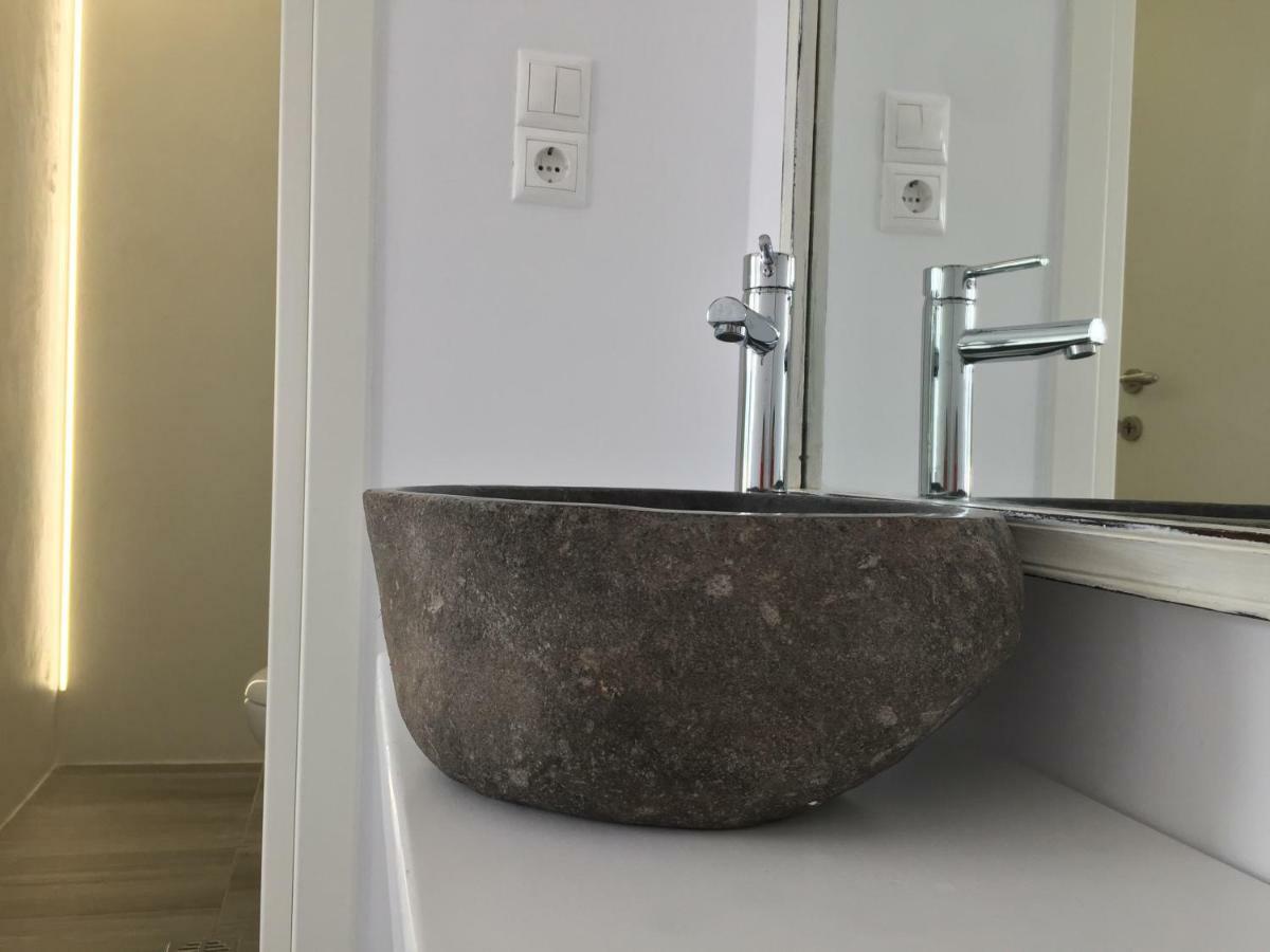 Gigi Rooms Poros Town المظهر الخارجي الصورة