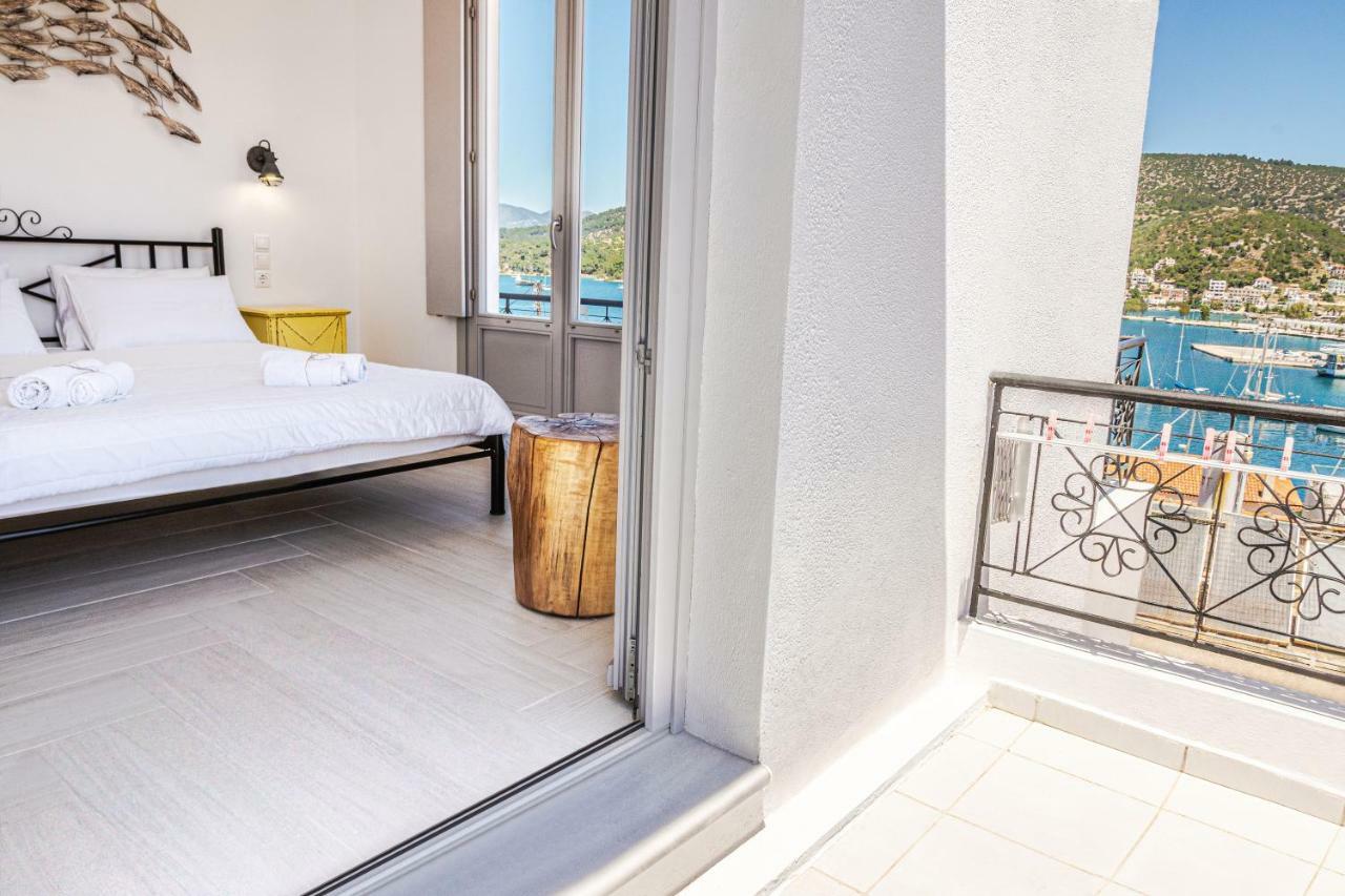 Gigi Rooms Poros Town المظهر الخارجي الصورة