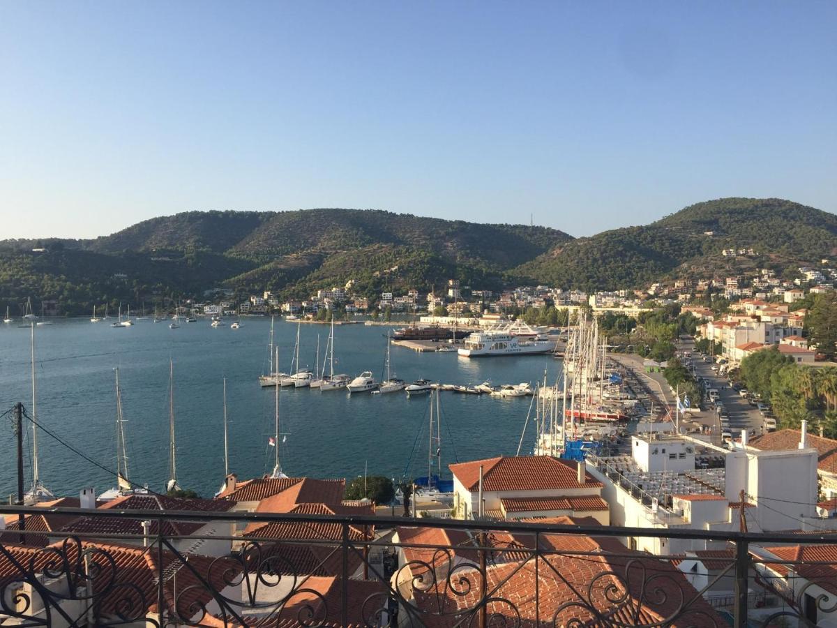 Gigi Rooms Poros Town المظهر الخارجي الصورة
